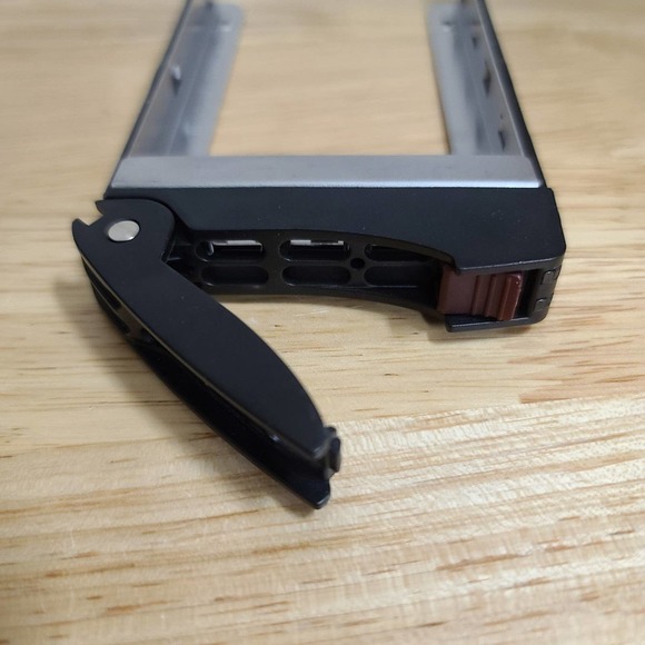 Supermicro 2.5 sas/sata server hard drive caddy tray - Picture 3 of 7